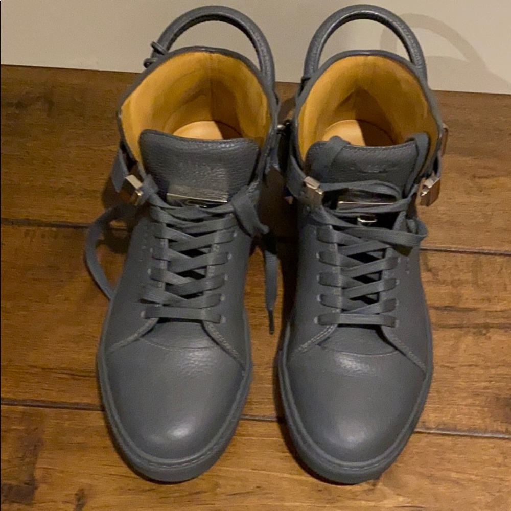 Grey Buscemi sneakers